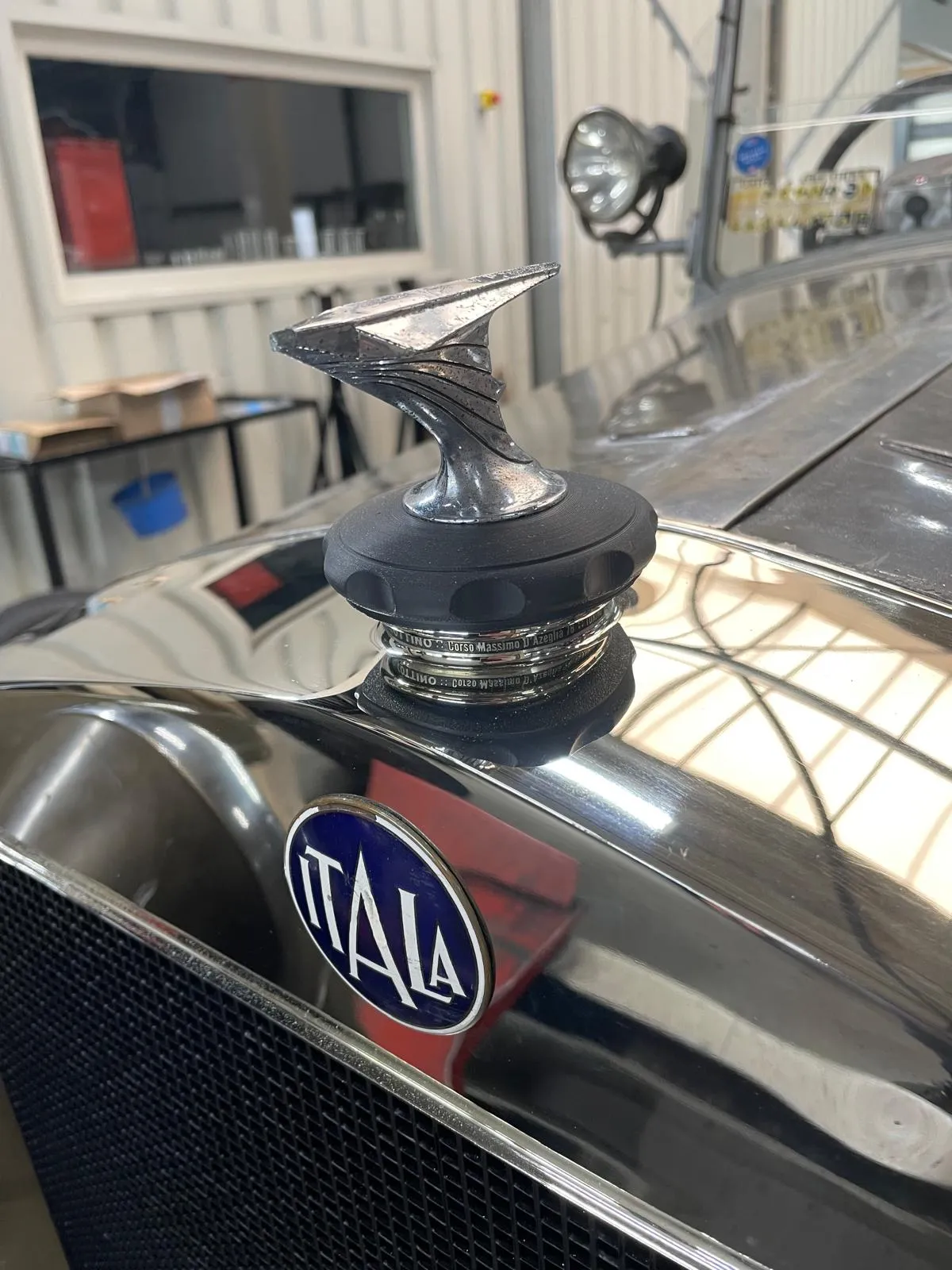 Oldtimer spare parts